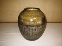 櫛目文様壺