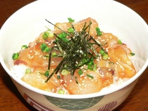 関たい丼(りゅうきゅう)セット