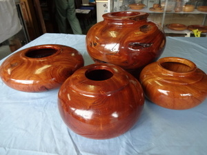 壺(サイズ色々)