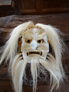 神楽面(白) [ 民芸六郷三房 ] ｜物産おおいた(物産大分) [大分県商工