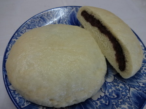 タンサン饅頭　粒あん入り